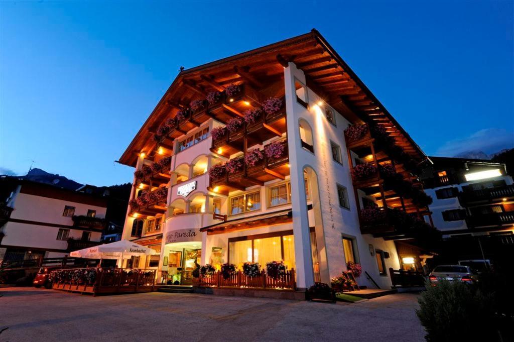 Hotel Pareda Canazei Exterior foto